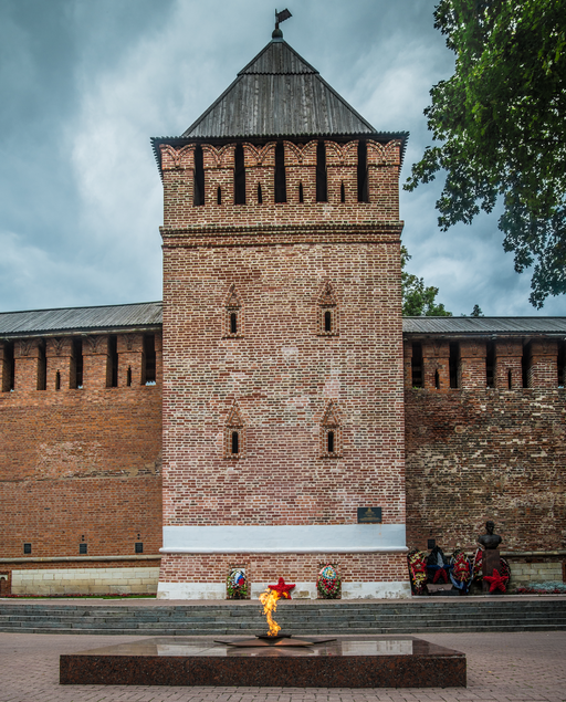 Башня Донец)